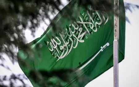 أجمل عبارات تهنئة يوم العلم السعودي لعام 2025